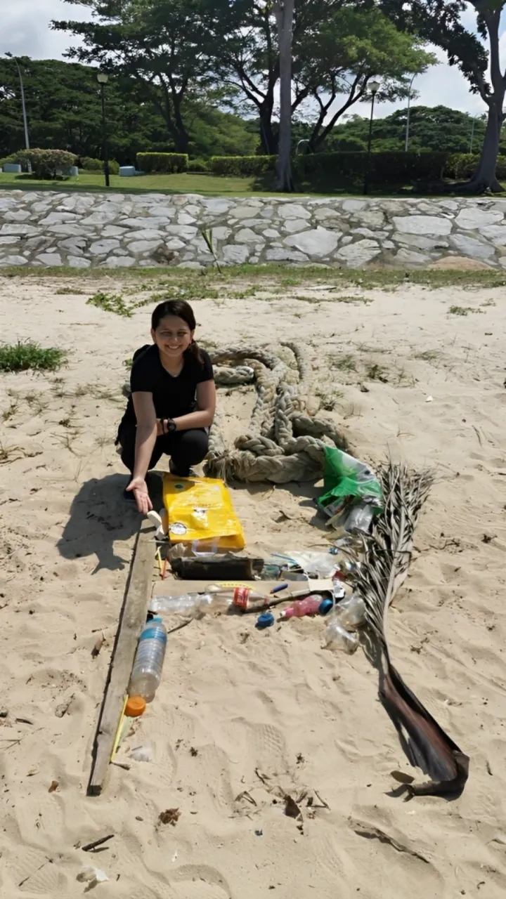 Singapore-Beach-clean-up